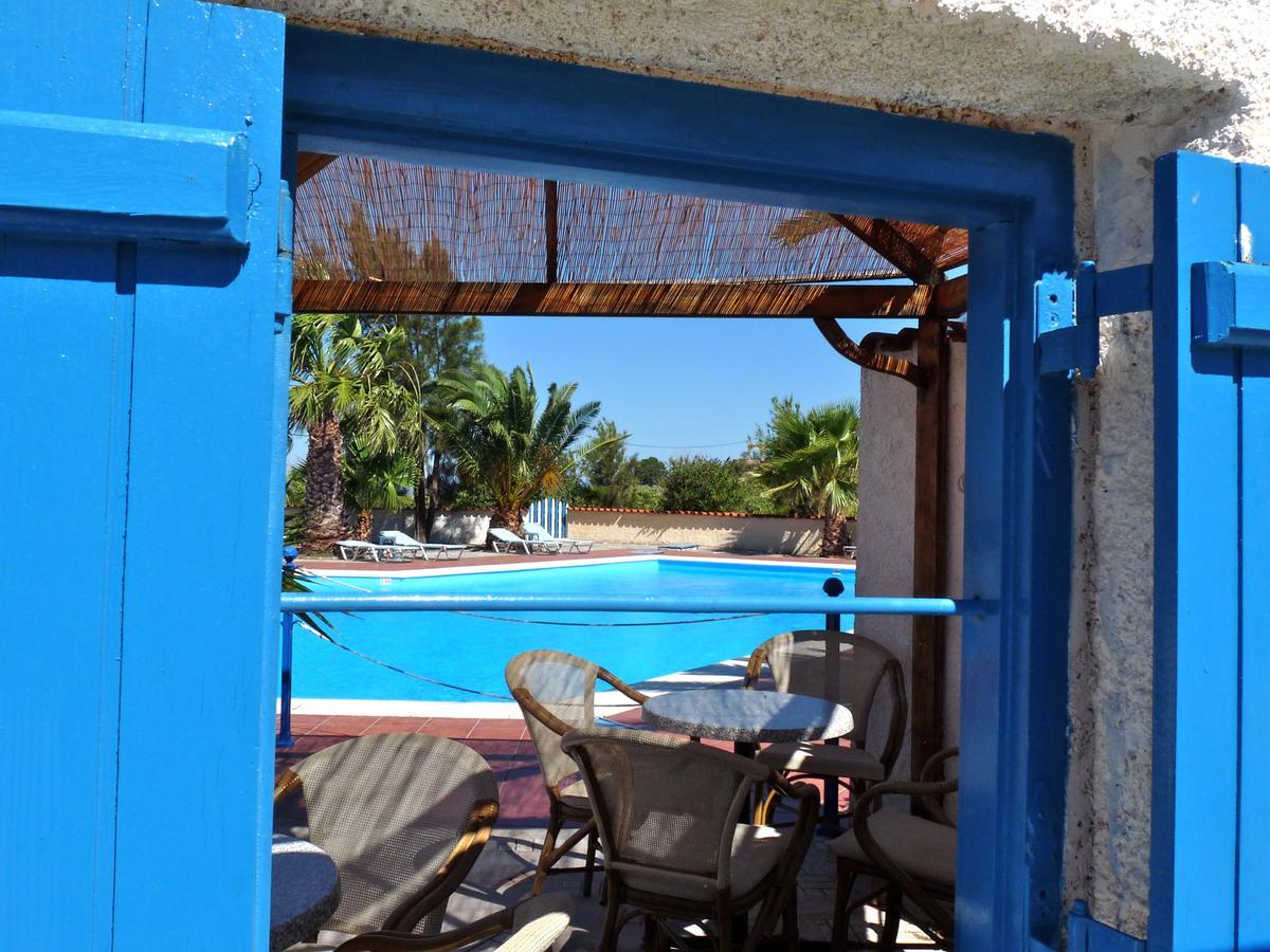 Orama Hotel Szigrí Kültér fotó